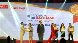 Tân Á Đại Thành nhận giải thưởng Tin & Dùng Việt Nam 2017